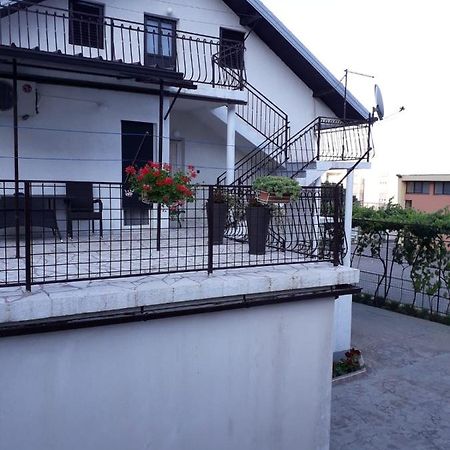 Kuca Za Odmor Varos Villa Vrlika Dış mekan fotoğraf